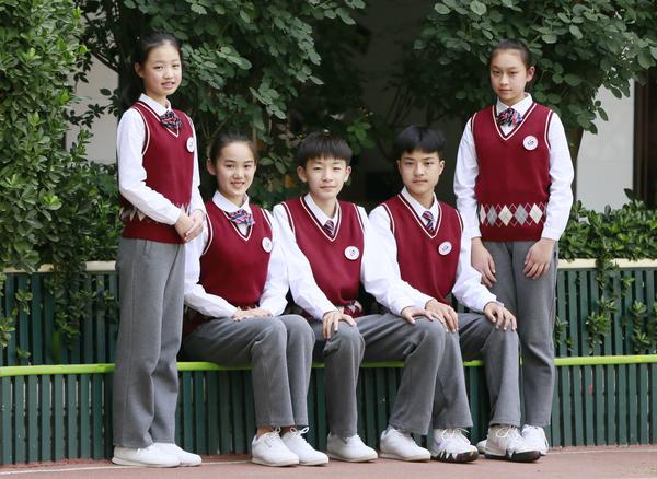 旗帜 (2) 旗帜 (2)