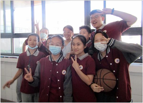 与最喜欢的老师合影 (27)