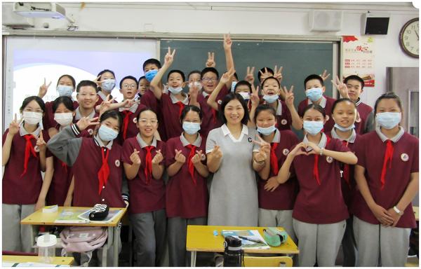 与最喜欢的老师合影 (32)