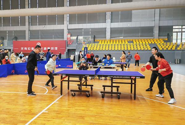 乒乓球比赛 (7) 乒乓球比赛 (7)