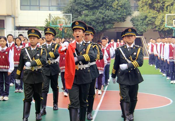 升旗仪式 (2) 升旗仪式 (2)