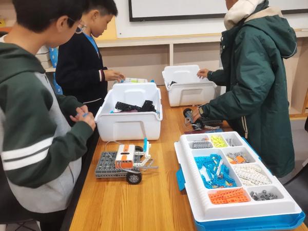 社团展风采 (13) 社团展风采 (13)