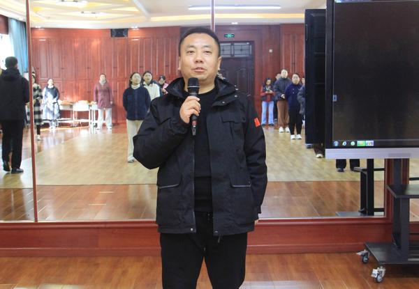 八段锦 (1) 八段锦 (1)