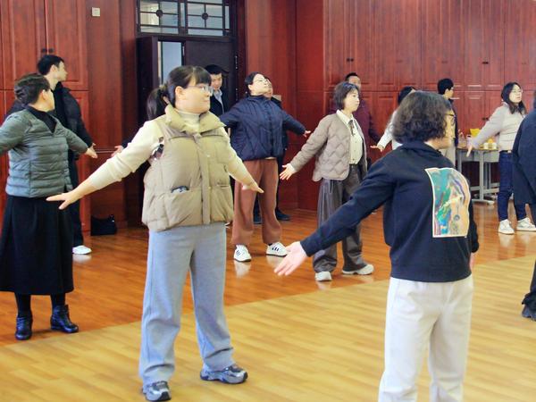 八段锦 (6) 八段锦 (6)