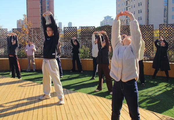 八段锦 (9) 八段锦 (9)