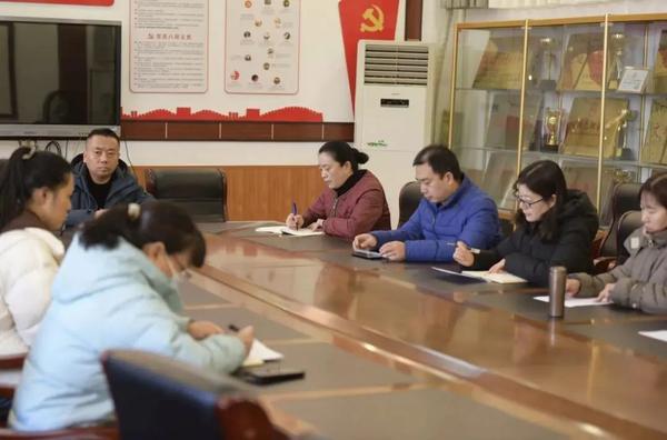 寒炉温美酒 冻笔写新诗 (1) 寒炉温美酒 冻笔写新诗 (1)