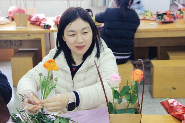 插花 (9) 插花 (9)