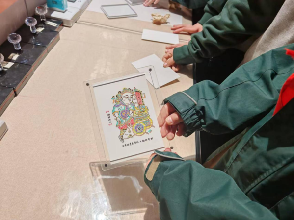 在互动中触摸文化根脉 (5)