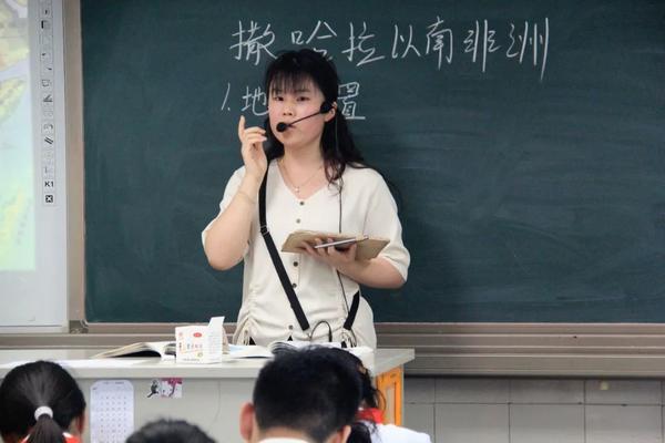 聚焦核心素养，探索课程变革 (9)