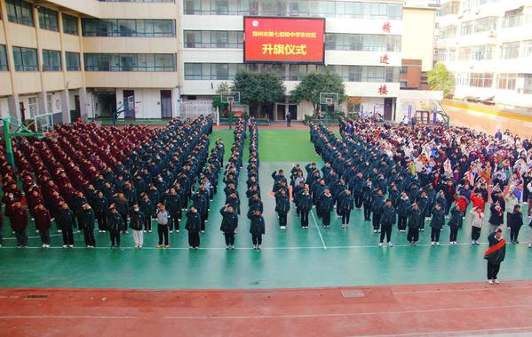 期中学生表彰 (1) 期中学生表彰 (1)