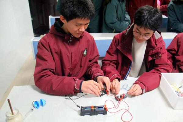 学生自主尝试化学、物理、生物实验6 学生自主尝试化学、物理、生物实验6