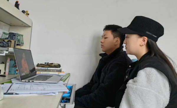 亲子共看1 亲子共看1